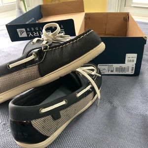 Women’s Sz 7 M Black Sperry’s Shoresider with box